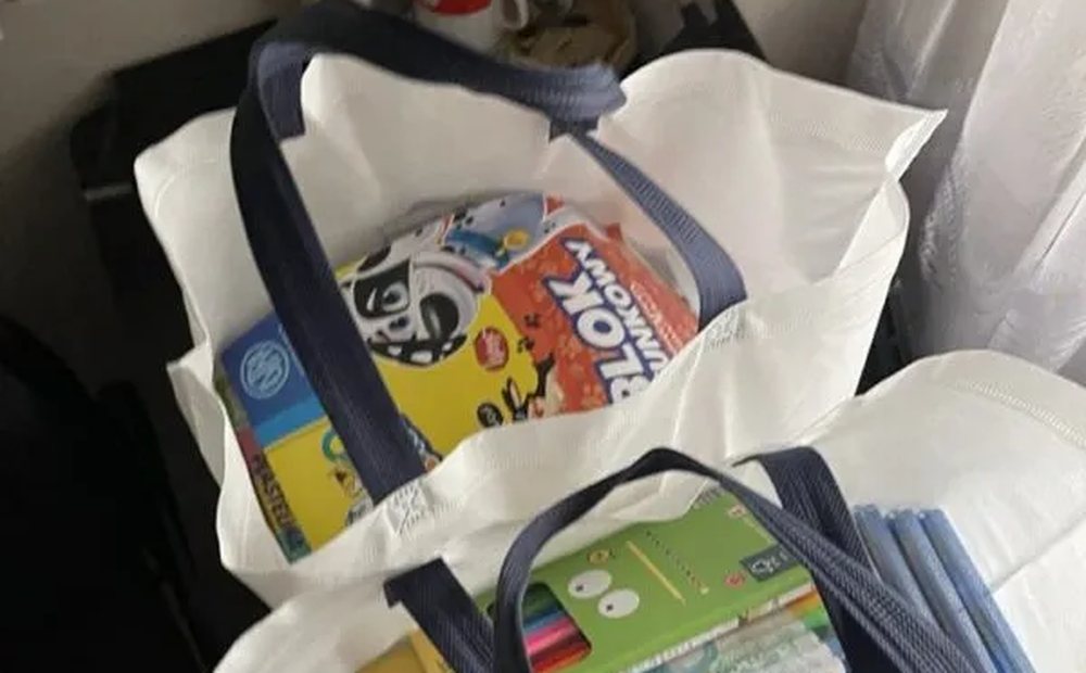 Przybory szkolne zebrane na koncercie
